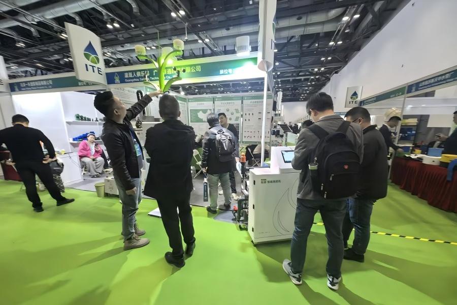 五五世纪(中国游)官方网站科技展位现场照